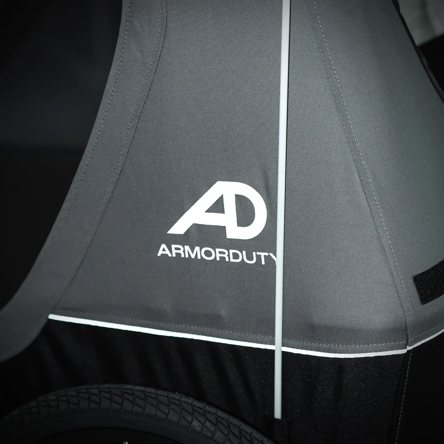 ArmorDuty TR-01 Lapsenkuljetusperäkärry, 2 lapselle