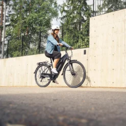 FitNord Ava 300 Sähköpyörä G2, musta