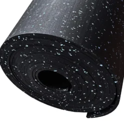 FitNord Kumimatto musta 8 mm (10m rulla) sinisillä pilkuilla