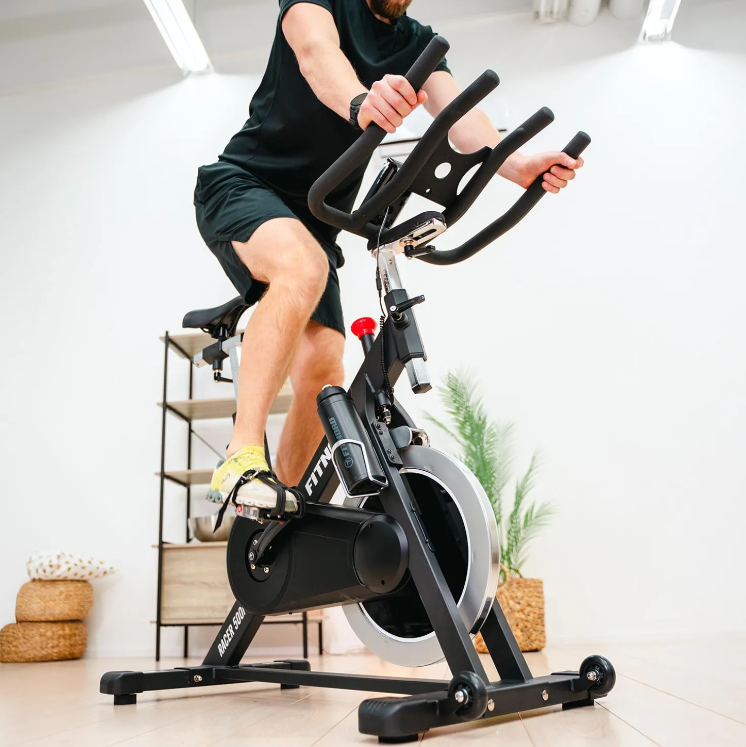 FitNord Racer 500i Spinningpyörä mittarilla (VUODEN LISÄTAKUU KAUPAN PÄÄLLE)