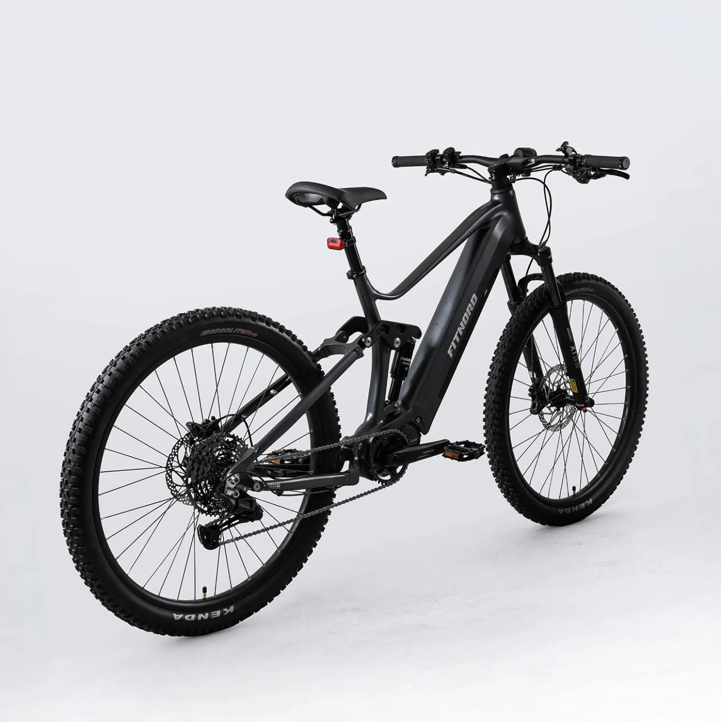 FitNord Ranger 800FS Sähkömaastopyörä, musta