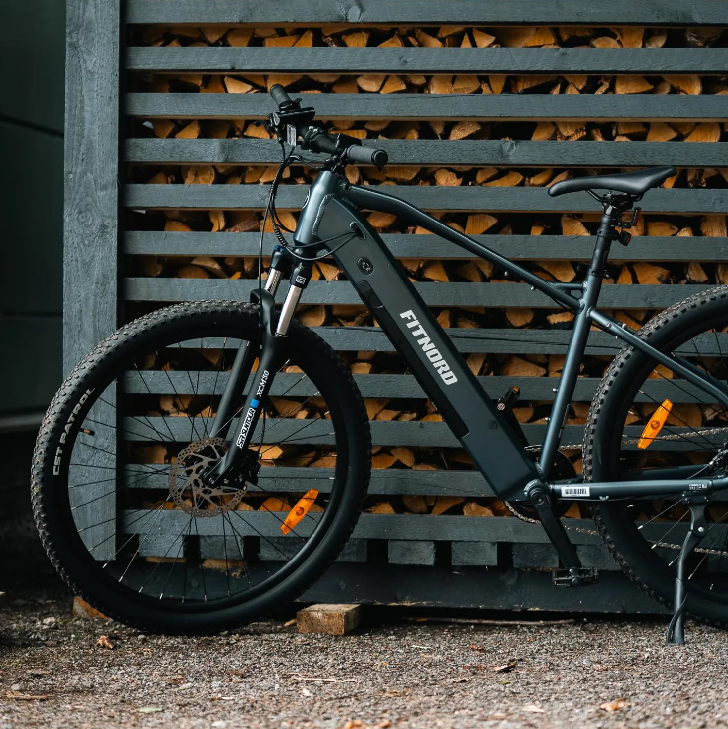 FitNord Ranger 300 Sähkömaastopyörä G2, musta