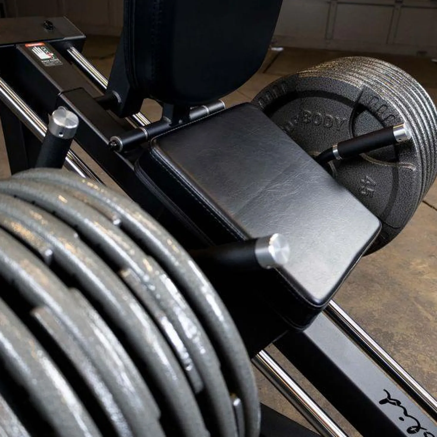 Jalkaprässi Body-Solid Compact GCLP100