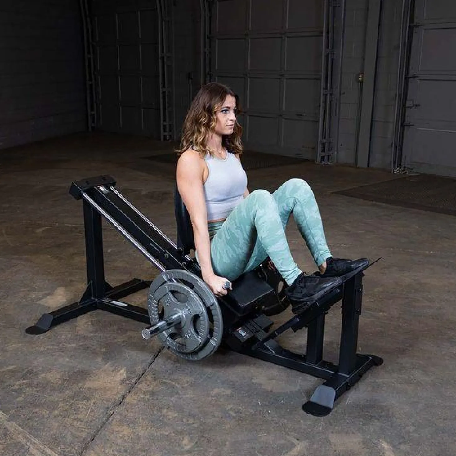 Jalkaprässi Body-Solid Compact GCLP100