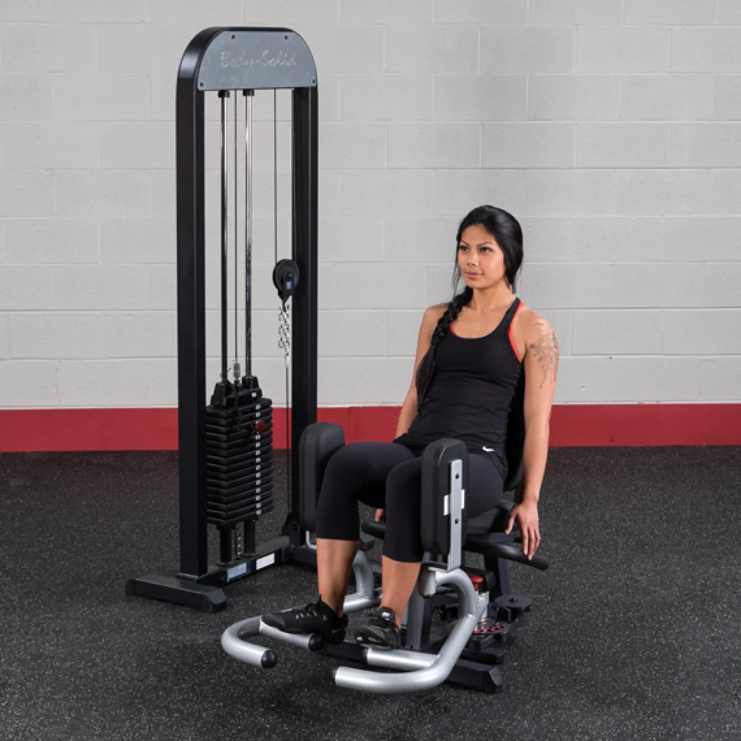 Reiden lähennys- ja loitonnuslaite painopakalla Body-Solid Pro Select
