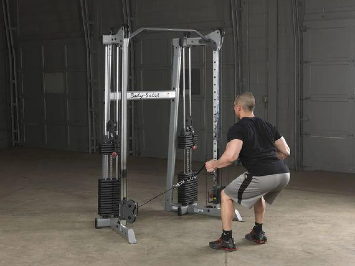 Taljalaite Body-Solid Compact Training Center 210