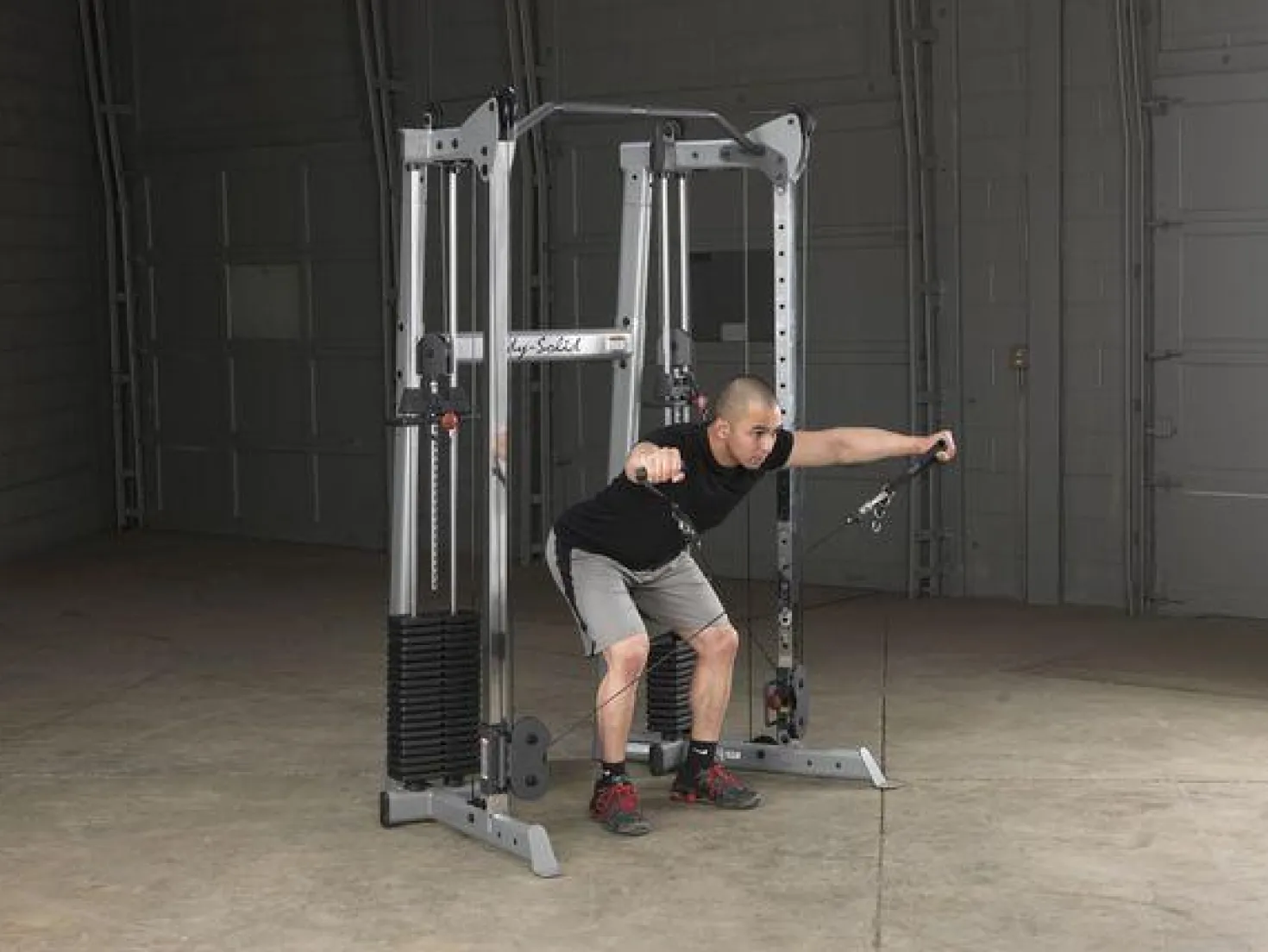 Taljalaite Body-Solid Compact Training Center 210